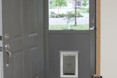 storm-door-with-pet-door